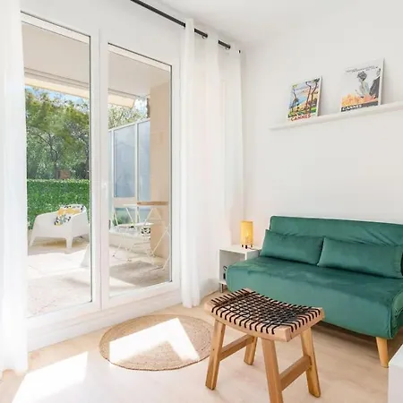 Appartement Le Bristol By Apirent #climatisation #terrasse #central Cannes