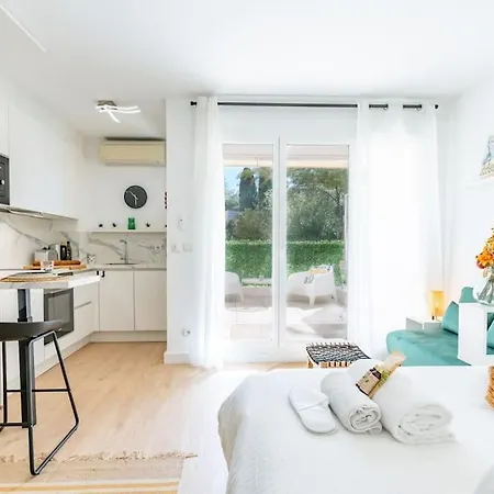 Le Bristol By Apirent #climatisation #terrasse #central Cannes